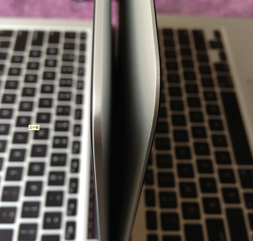 MacBook Pro Retinaディスプレイ13インチモデルの写真が流出しまくりの介
