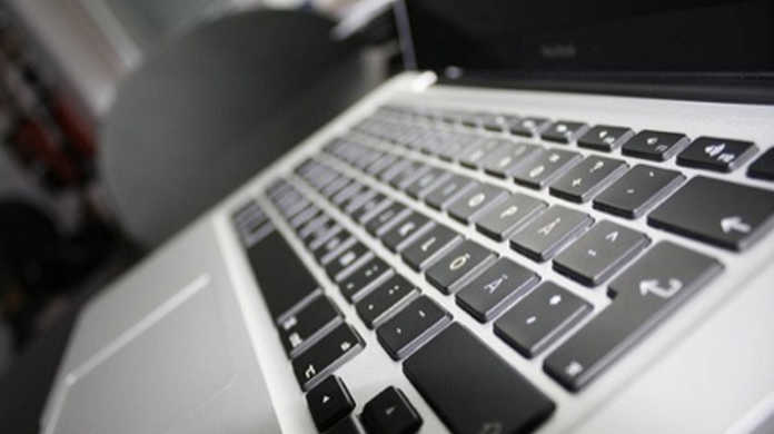 MacBookの購入予定者が急増！他社ノートPCの売上を浸食か？