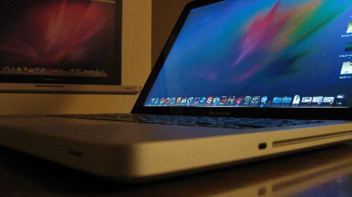 最新のMacBook Pro 13インチ MC700J/Aが定価より1万5千円も安く楽天で販売中!
