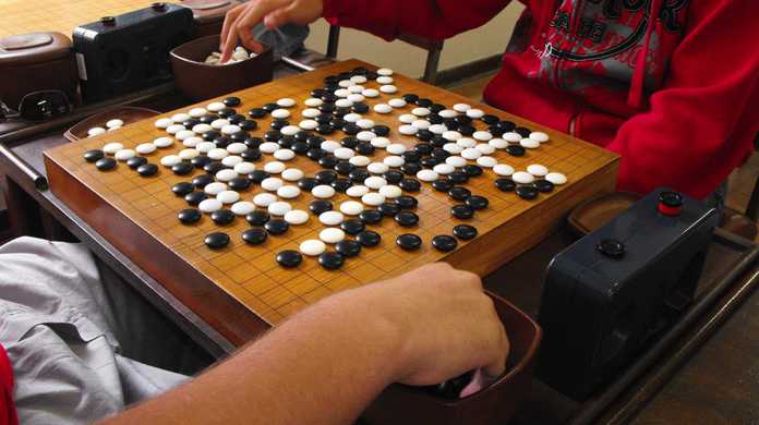 グーグル開発の人工知能「AlphaGo」なんとプロの囲碁棋士に5戦全勝。
